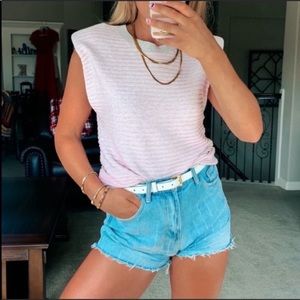 NWT Wayf Pink any Gray Striped
Structured Sweater Vest